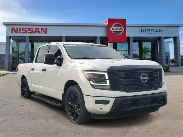 2023 Nissan Titan SV