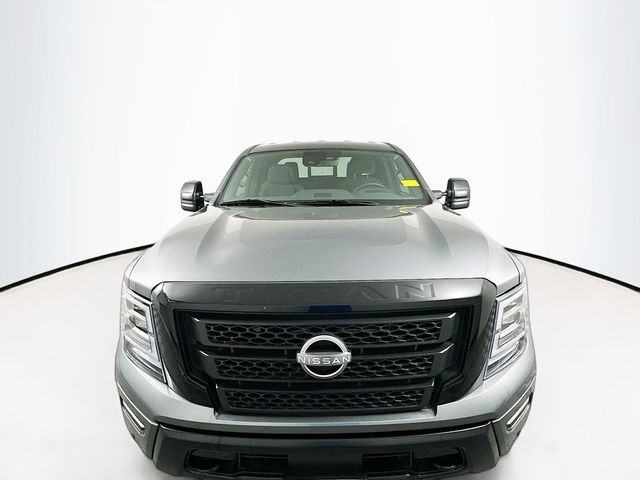 2023 Nissan Titan SV