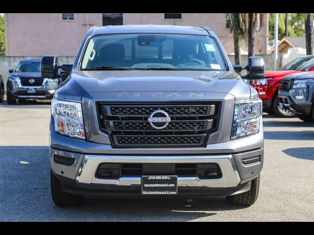 2023 Nissan Titan SV