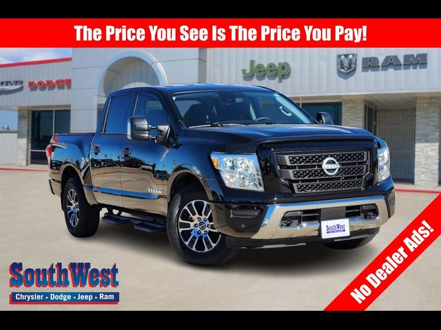 2023 Nissan Titan SV