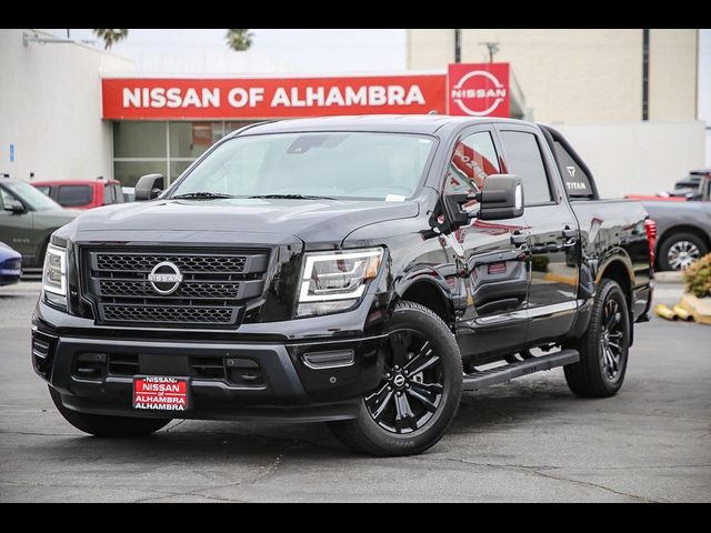 2023 Nissan Titan SV