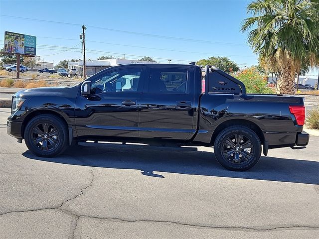 2023 Nissan Titan SV