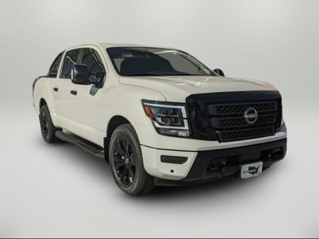 2023 Nissan Titan SV