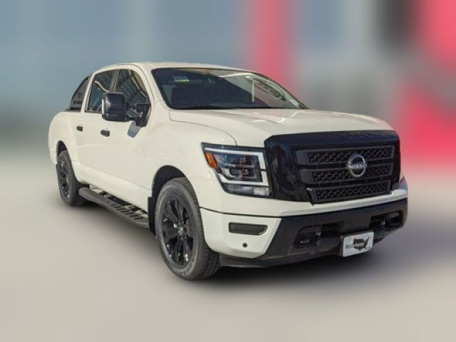 2023 Nissan Titan SV