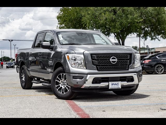 2023 Nissan Titan SV