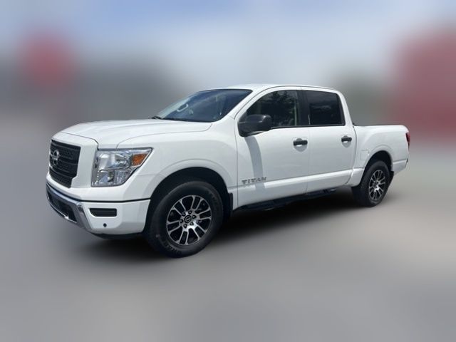 2023 Nissan Titan SV