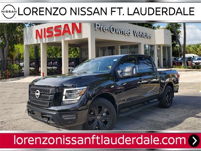 2023 Nissan Titan SV