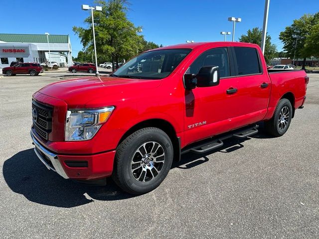 2023 Nissan Titan SV