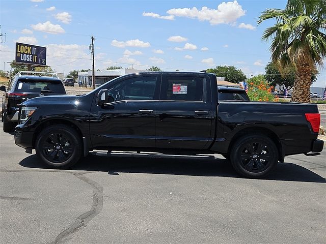 2023 Nissan Titan SV