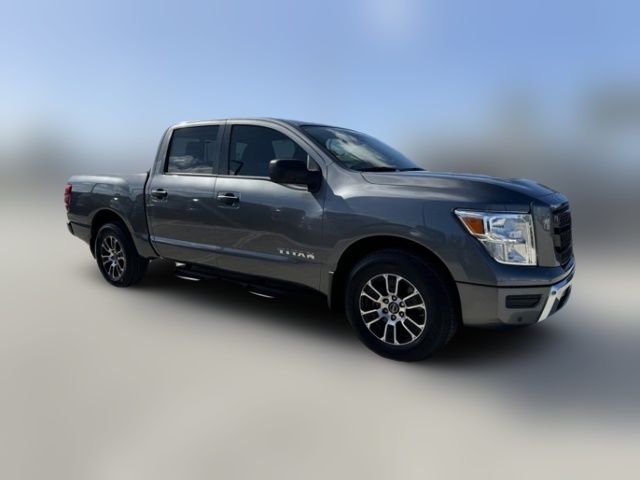 2023 Nissan Titan SV