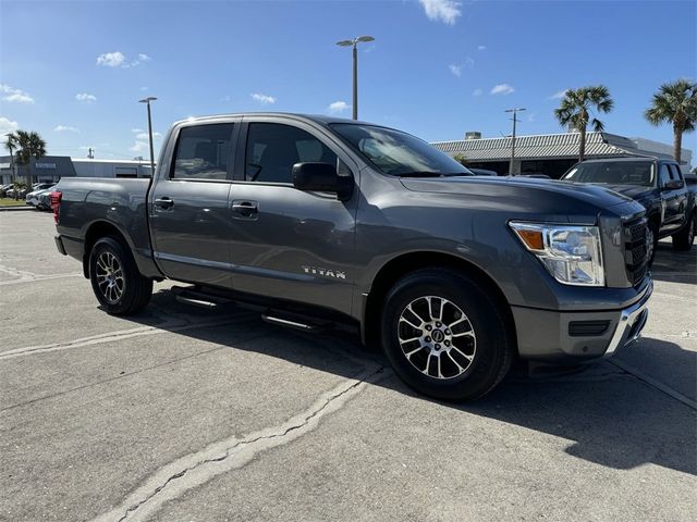 2023 Nissan Titan SV