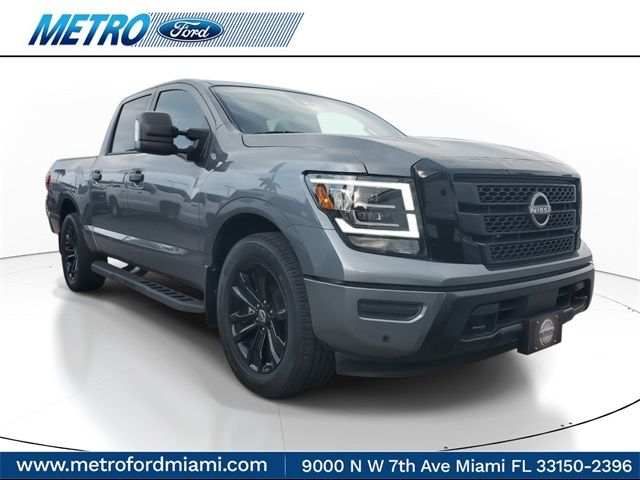 2023 Nissan Titan SV