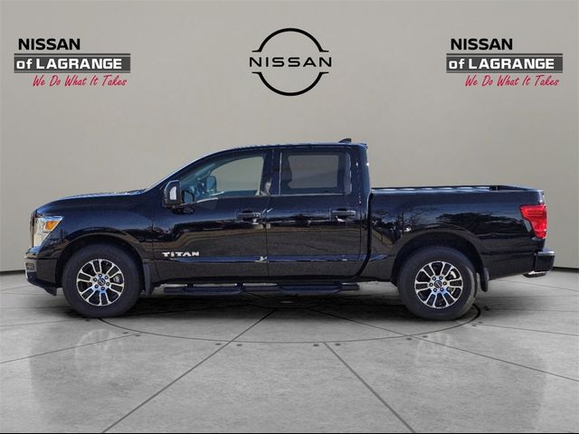 2023 Nissan Titan SV