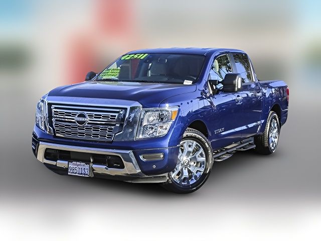 2023 Nissan Titan SV