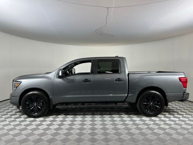 2023 Nissan Titan SV