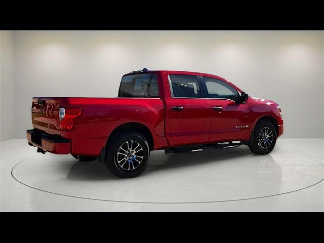 2023 Nissan Titan SV