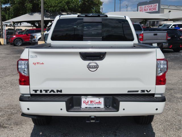 2023 Nissan Titan SV