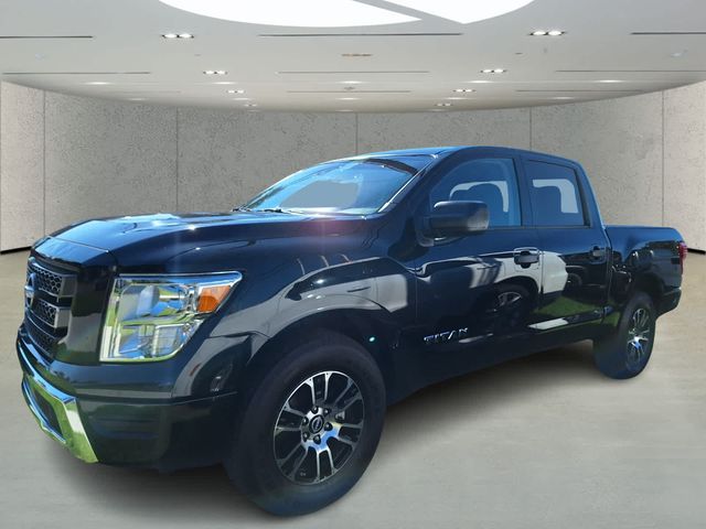 2023 Nissan Titan SV