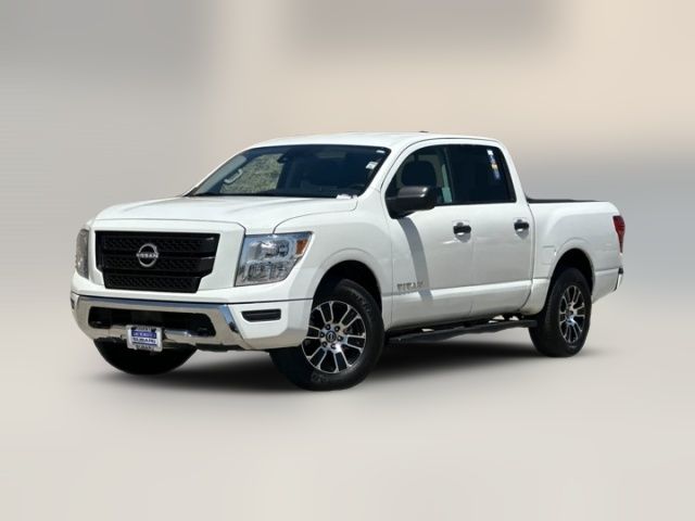 2023 Nissan Titan SV