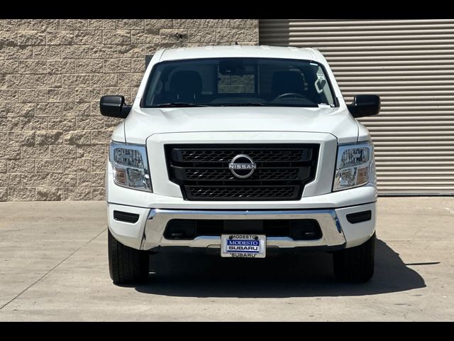 2023 Nissan Titan SV