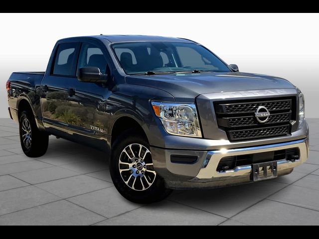 2023 Nissan Titan SV