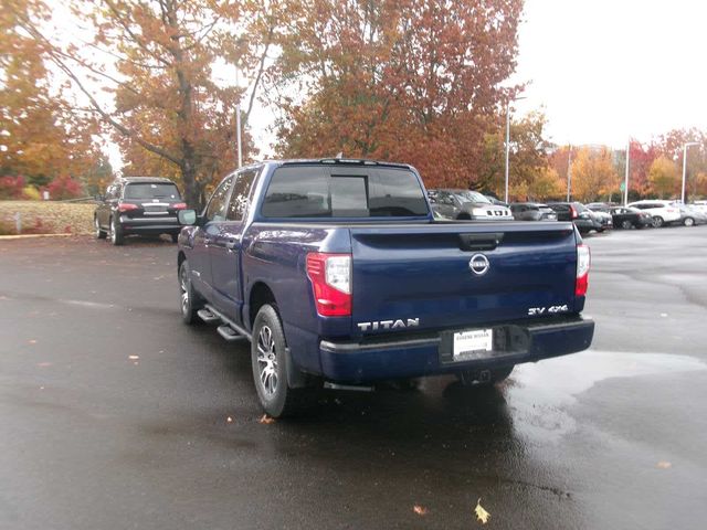 2023 Nissan Titan SV