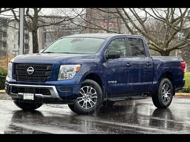 2023 Nissan Titan SV