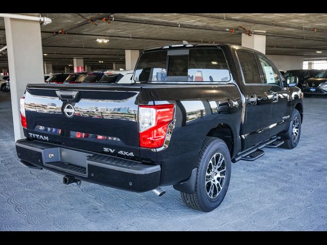 2023 Nissan Titan SV