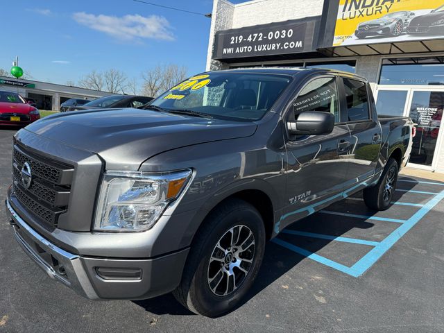 2023 Nissan Titan SV