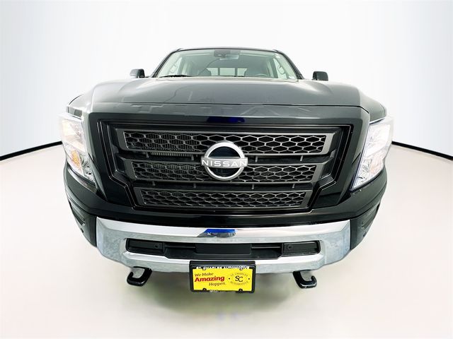 2023 Nissan Titan XD SV