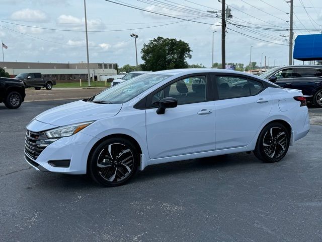 2023 Nissan Versa SR