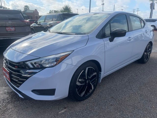 2023 Nissan Versa SR