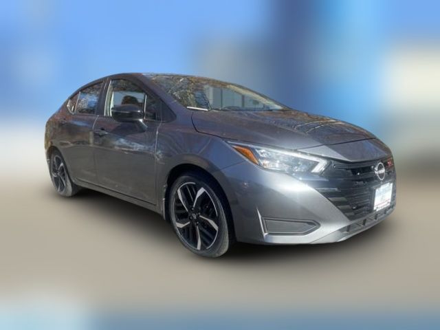 2023 Nissan Versa SR