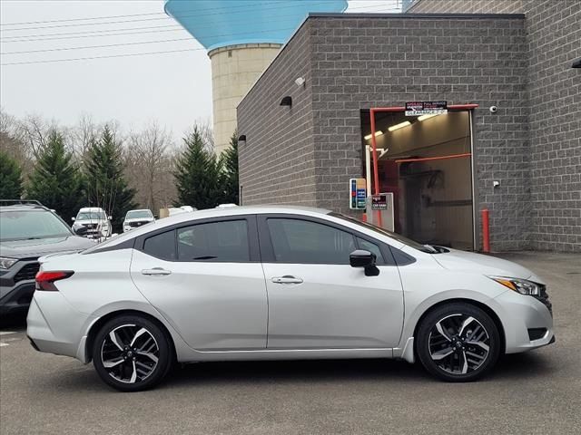 2023 Nissan Versa SR