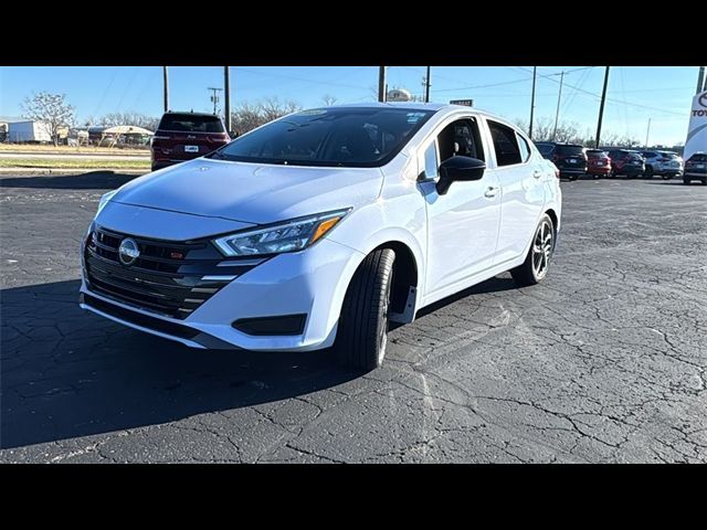 2023 Nissan Versa SR