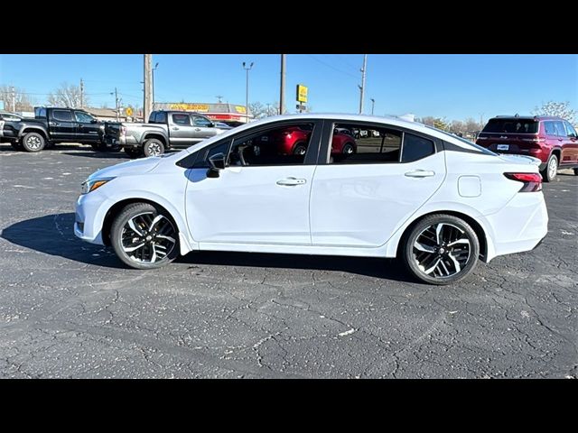 2023 Nissan Versa SR