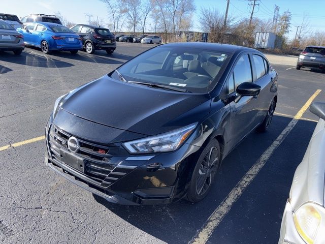 2023 Nissan Versa SR