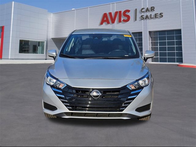 2023 Nissan Versa SV