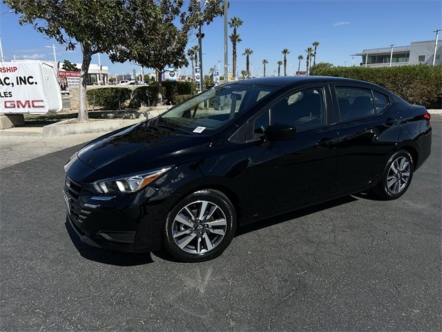 2023 Nissan Versa SV