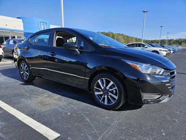 2023 Nissan Versa SV