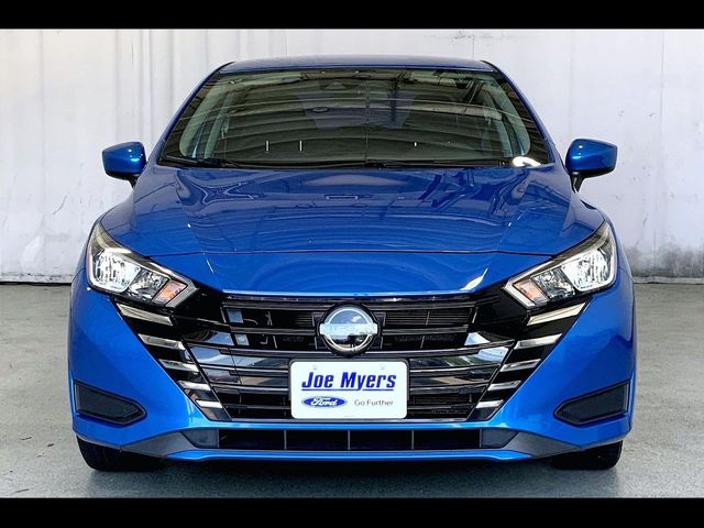 2023 Nissan Versa SV