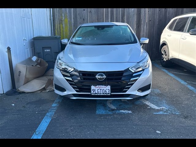 2023 Nissan Versa SV