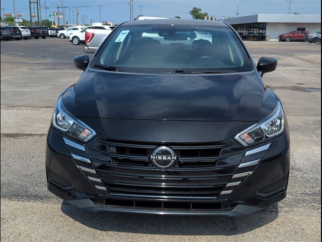 2023 Nissan Versa SV