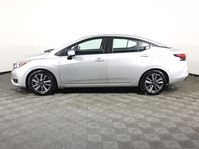 2023 Nissan Versa SV