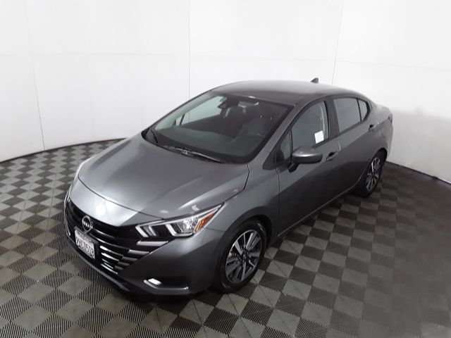 2023 Nissan Versa SV