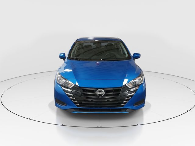 2023 Nissan Versa SV