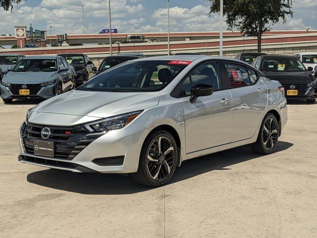 2023 Nissan Versa SR