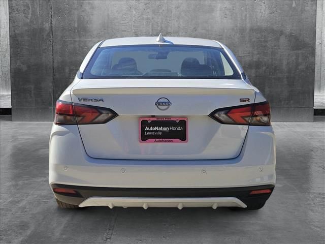 2023 Nissan Versa SR