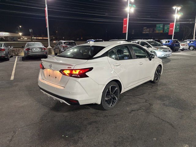 2023 Nissan Versa SR