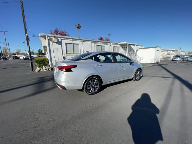 2023 Nissan Versa SV